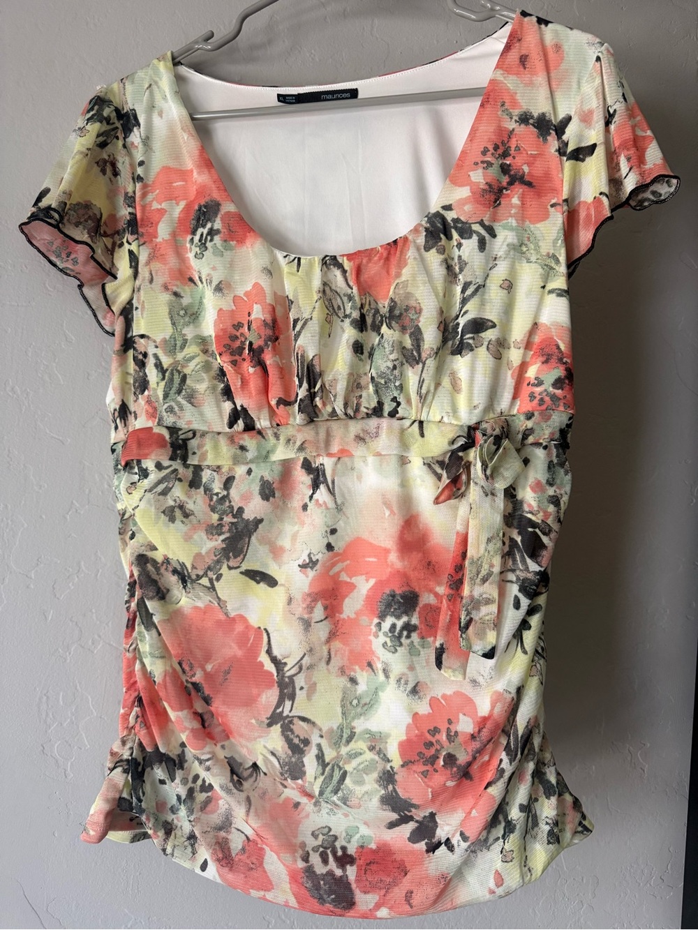 Maurices Floral Flutter Sleeve Blouse – XL